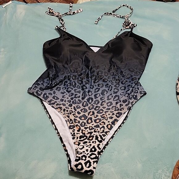 Shein One Piece Bathing Suit animal print WITH wrap Size 3XL NWOT - Picture 2 of 6